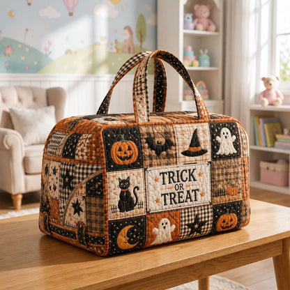 Halloween Quilted Weekend Bag, Patchwork Travel Duffel, Spooky Ghost Pumpkin Overnight Tote, Fall Vacation Bag, Gift 2026